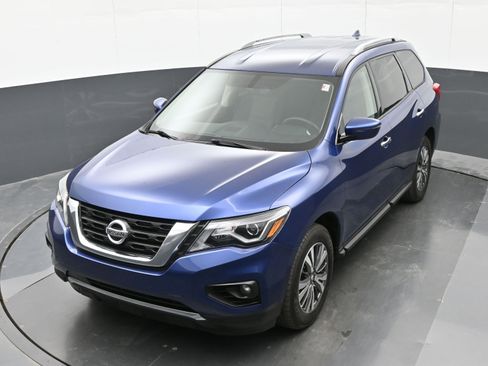 Used 2020 Nissan Pathfinder SV AWD/4WD image 38