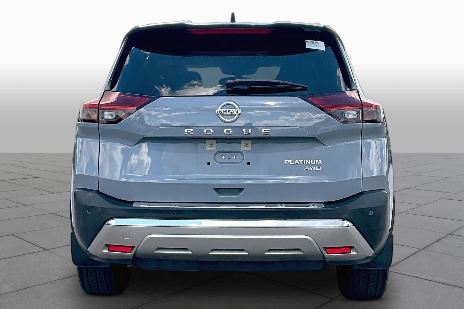 Used 2021 Nissan Rogue Platinum AWD/4WD image 4