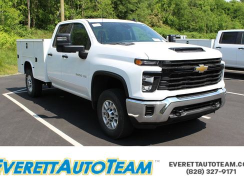 New 2026 Chevrolet Silverado 2500 W/T w/ WT Convenience Package AWD/4WD image 1