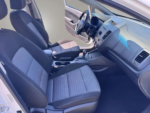 Used 2015 Kia Forte EX FWD image 10