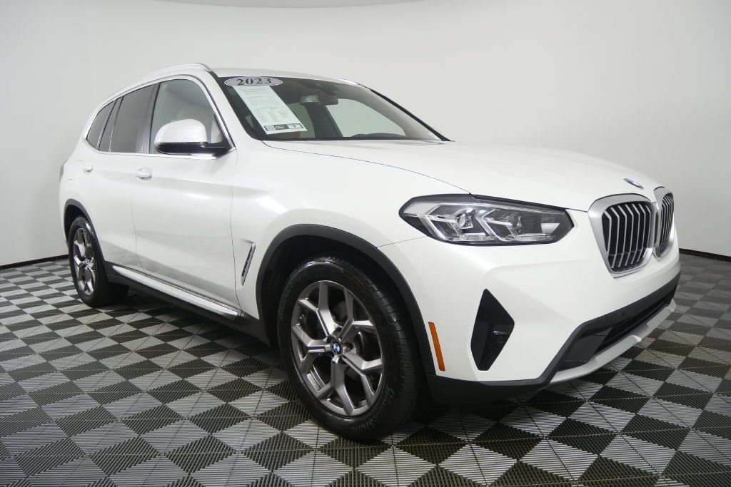 Used 2023 BMW X3 sDrive30i w/ Convenience Package w/ZPA RWD image 2