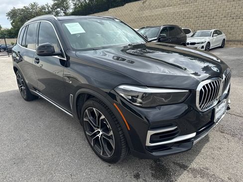Used 2022 BMW X5 xDrive45e w/ Premium Package AWD/4WD image 3