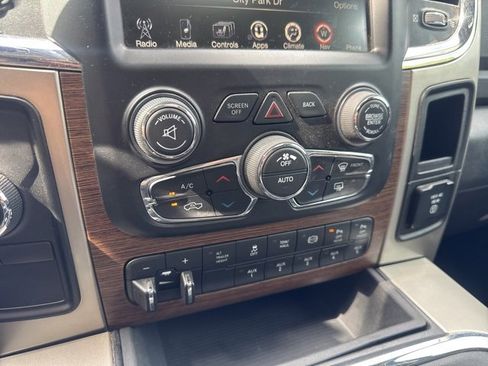 Used 2017 RAM 3500 Laramie image 22