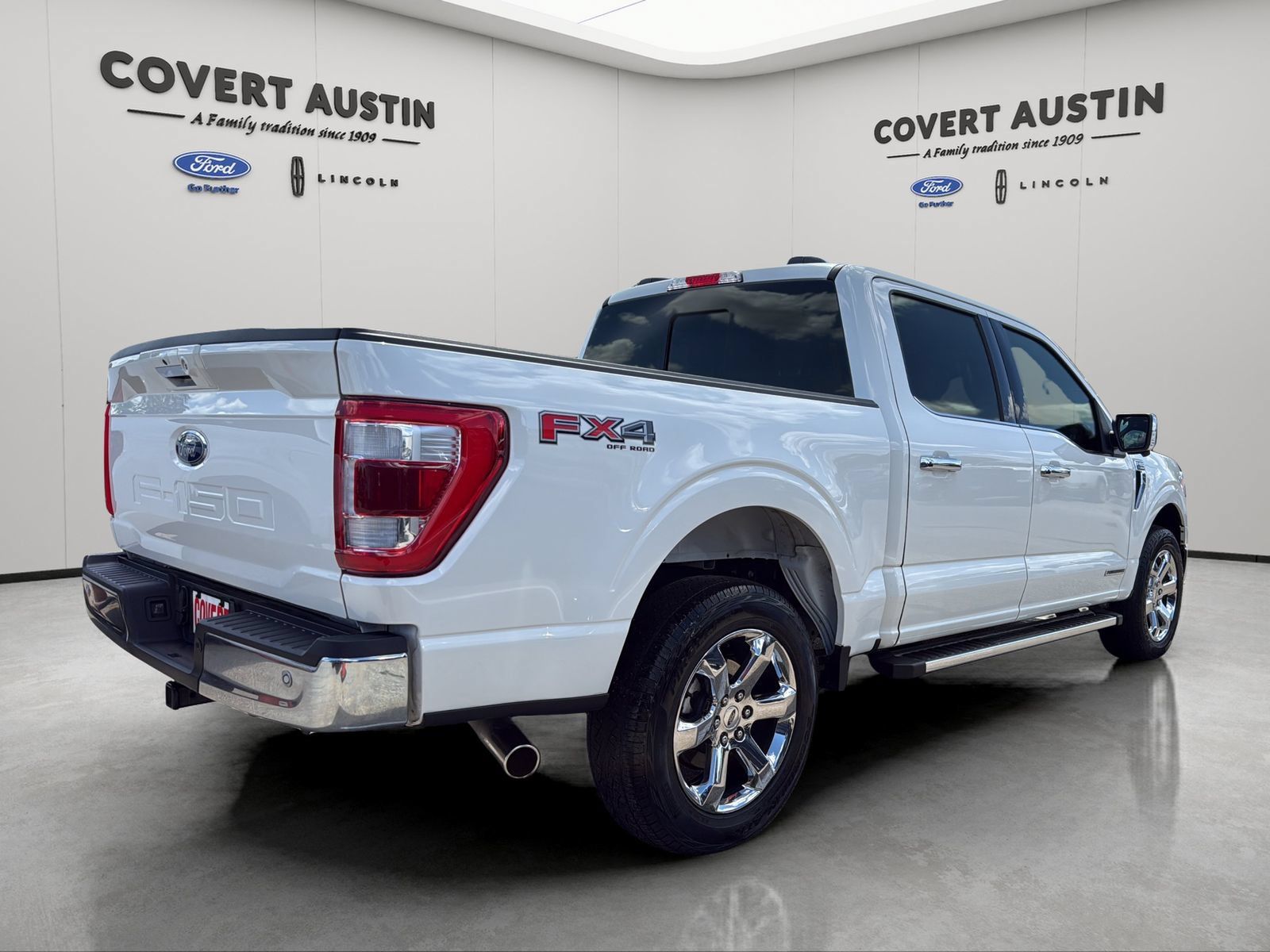 Used 2023 Ford F150 Lariat w/ Trailer Tow Package AWD/4WD image 5