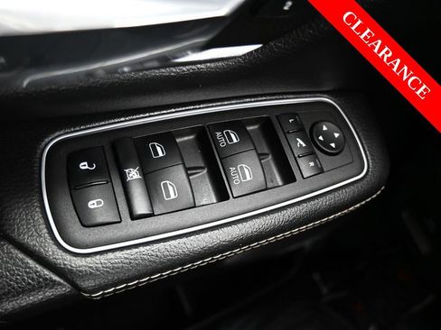 Used 2024 RAM 1500 Laramie image 26