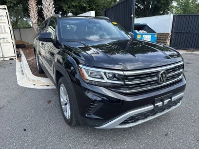 Used 2023 Volkswagen Atlas Cross Sport SE w/ Panoramic Sunroof Package