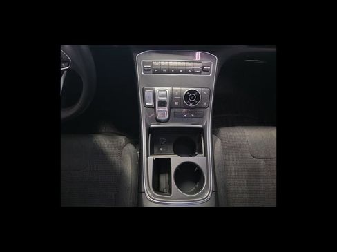 Used 2022 Hyundai Santa Fe AWD image 16