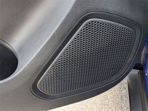 Used 2025 Hyundai Venue Limited image 10