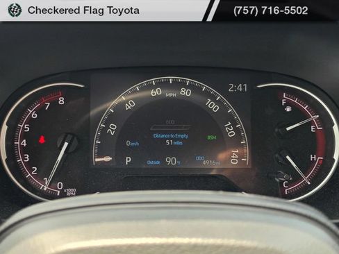 Used 2025 Toyota RAV4 LE FWD image 12