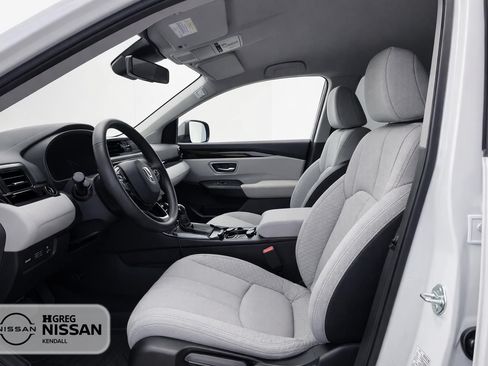 Used 2023 Honda Pilot LX image 7