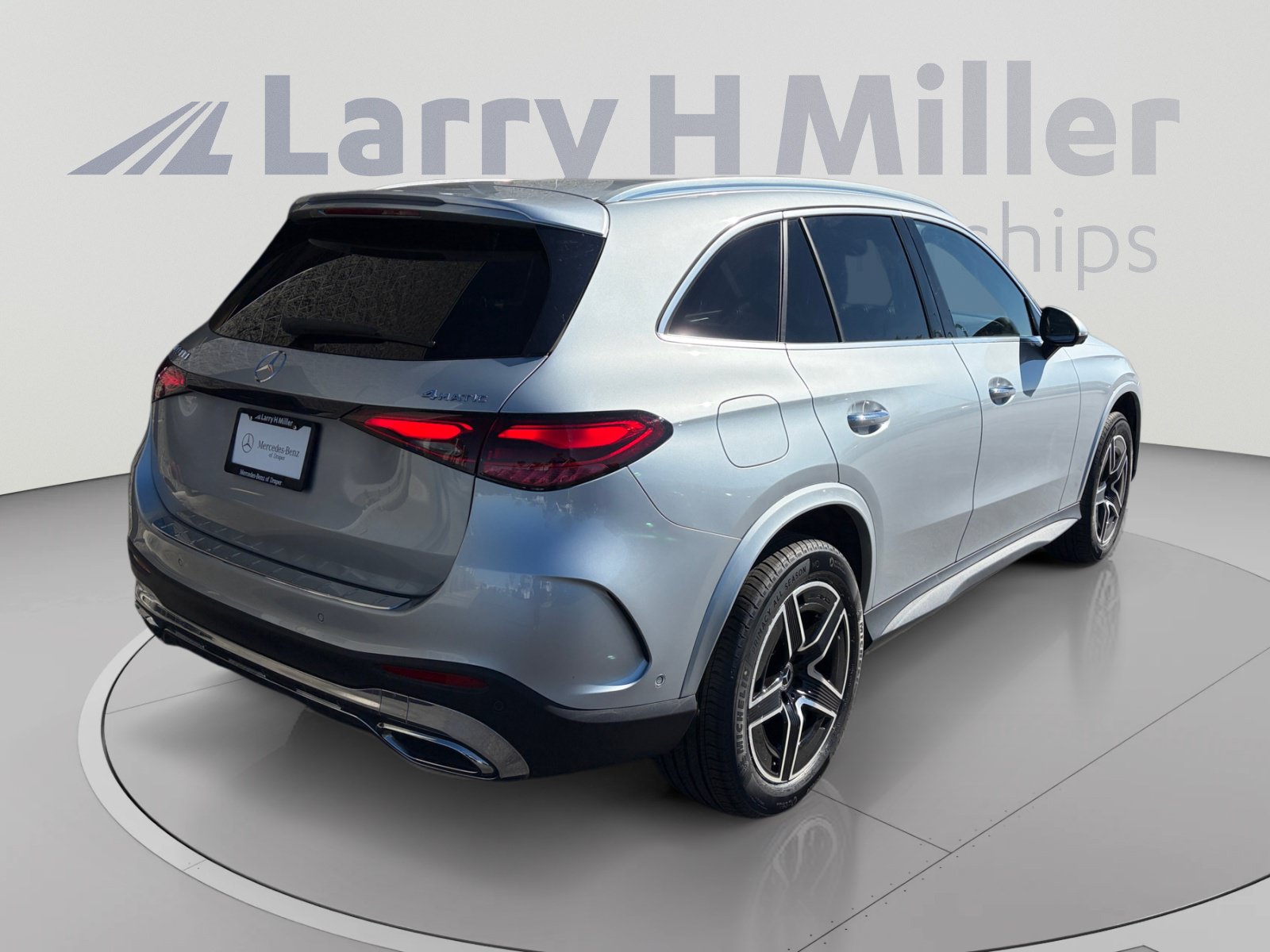 Certified 2023 Mercedes-Benz GLC 300 4MATIC image 5