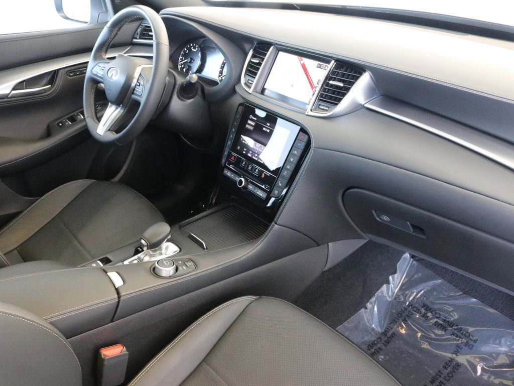 Certified 2023 INFINITI QX55 Essential AWD/4WD image 49