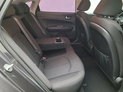 Used 2017 Kia Optima Premium image 19