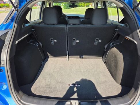 Used 2024 Nissan Kicks S FWD image 3