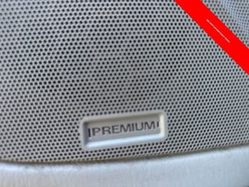 Used 2001 Ford Expedition XLT image 20