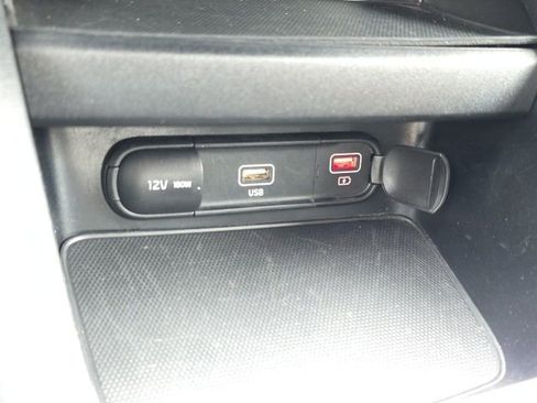 Used 2024 Kia Forte LXS image 13