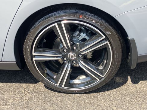 Used 2025 Honda Accord Sport image 14