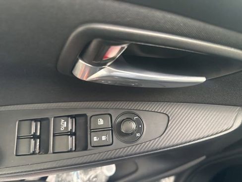 Used 2017 Toyota Yaris iA image 14