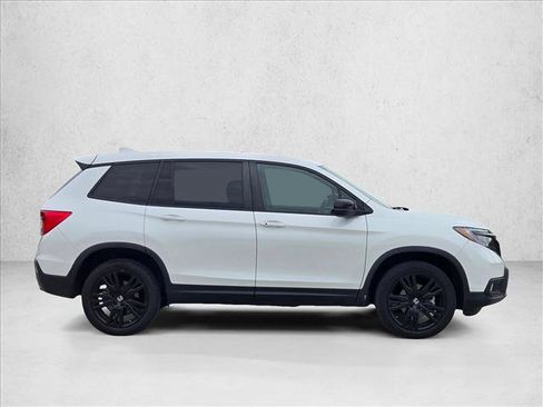 Used 2021 Honda Passport Sport image 5