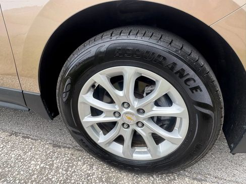 Used 2019 Chevrolet Equinox LS w/ LPO, Floor Liner Package AWD/4WD image 44