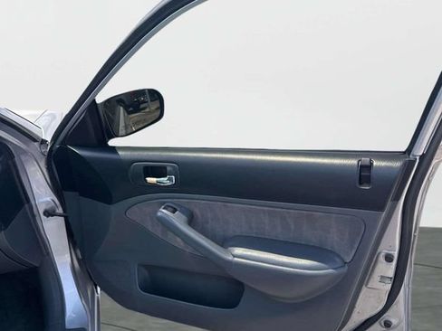 Used 2004 Honda Civic EX image 11