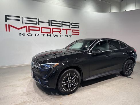 Used 2025 Mercedes-Benz GLC 300 4MATIC image 8