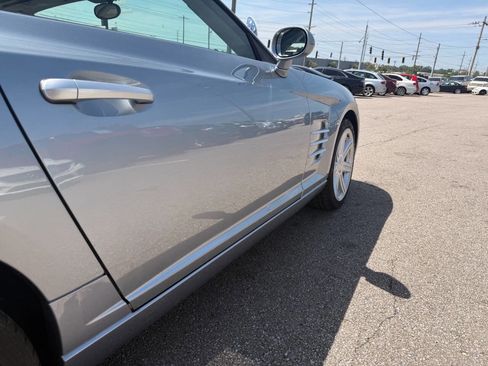 Used 2005 Chrysler Crossfire Limited RWD image 24