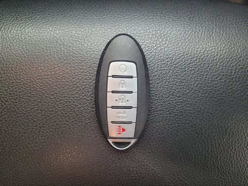 Used 2022 Nissan Altima 2.5 SR FWD image 32