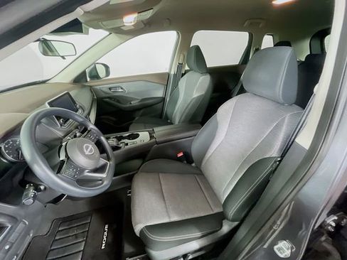 Used 2023 Nissan Rogue SV image 20