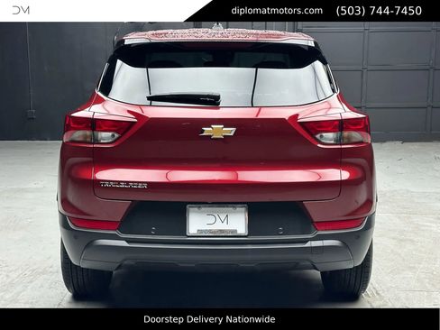 Used 2024 Chevrolet TrailBlazer LS w/ LS Convenience Package image 5