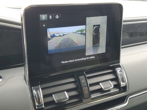 Certified 2020 Lincoln Navigator Reserve w/ Luxury Package image 17