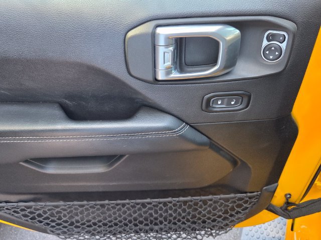 Used 2020 Jeep Wrangler Unlimited Sahara AWD/4WD image 7