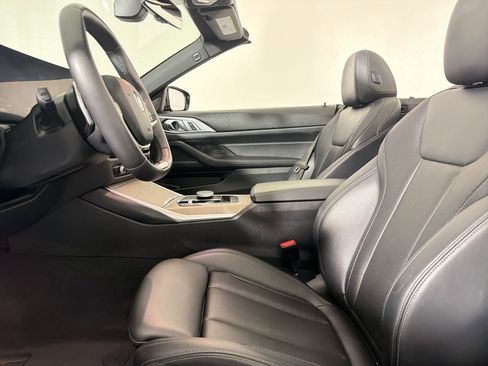 Used 2025 BMW 430i Convertible RWD image 5