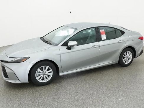 New 2026 Toyota Camry LE image 29