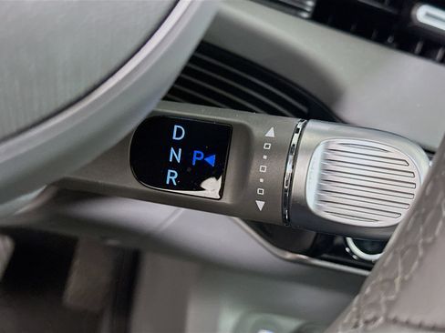 Used 2024 Hyundai Ioniq 5 SEL RWD image 25