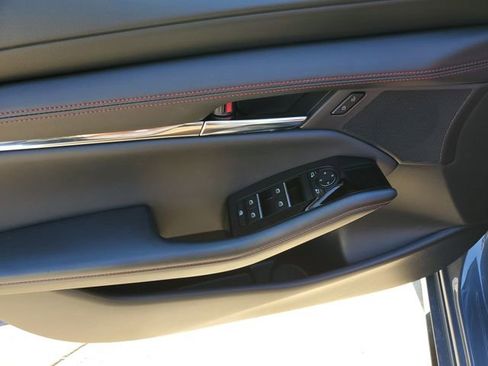 New 2026 MAZDA MAZDA3 Carbon image 19