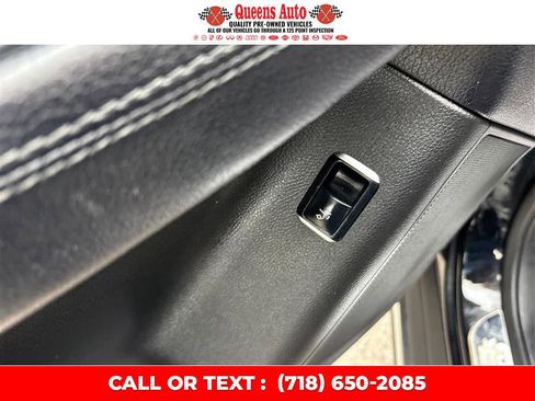 Used 2019 Mercedes-Benz GLE 400 4MATIC image 33