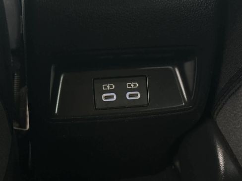 Used 2023 Toyota Corolla LE image 15