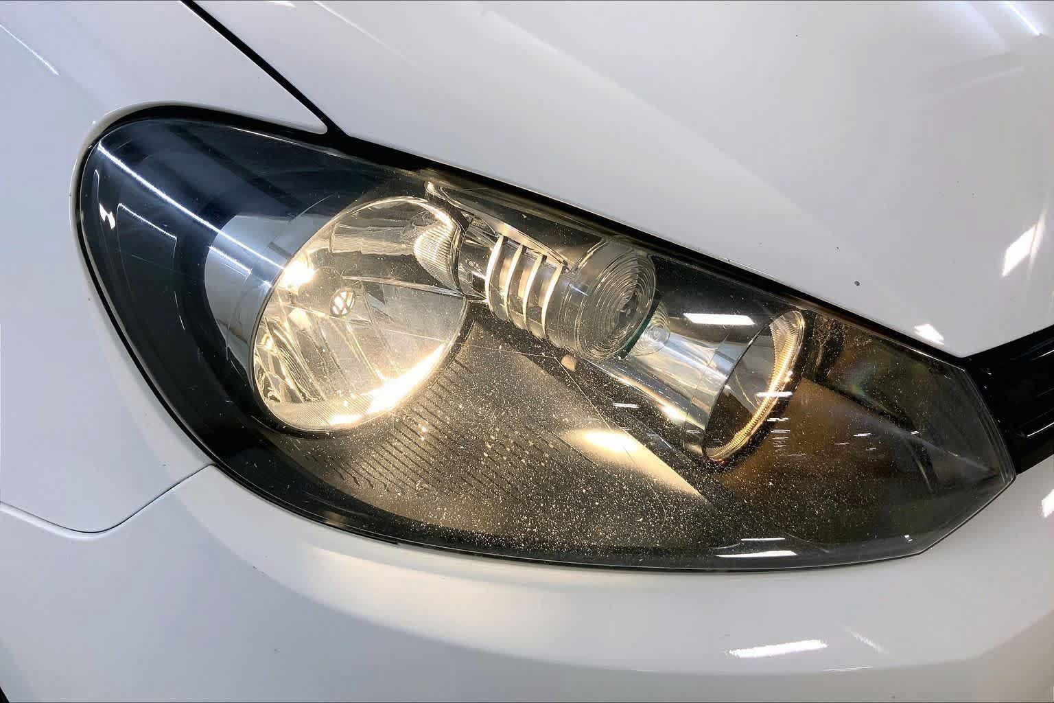 Used 2013 Volkswagen Golf 4-Door FWD image 27