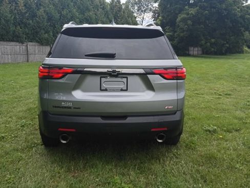 Used 2023 Chevrolet Traverse RS w/ LPO, Cargo Package AWD/4WD image 6