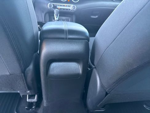 Used 2024 Nissan Sentra S image 29