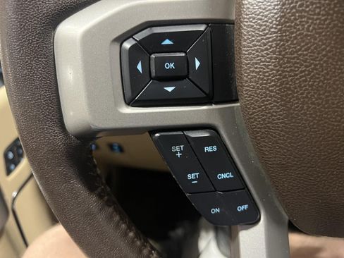 Used 2019 Ford F150 Lariat AWD/4WD image 12
