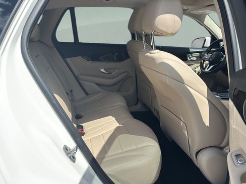 Used 2022 Mercedes-Benz GLC 300 w/ Premium Package Lite image 14