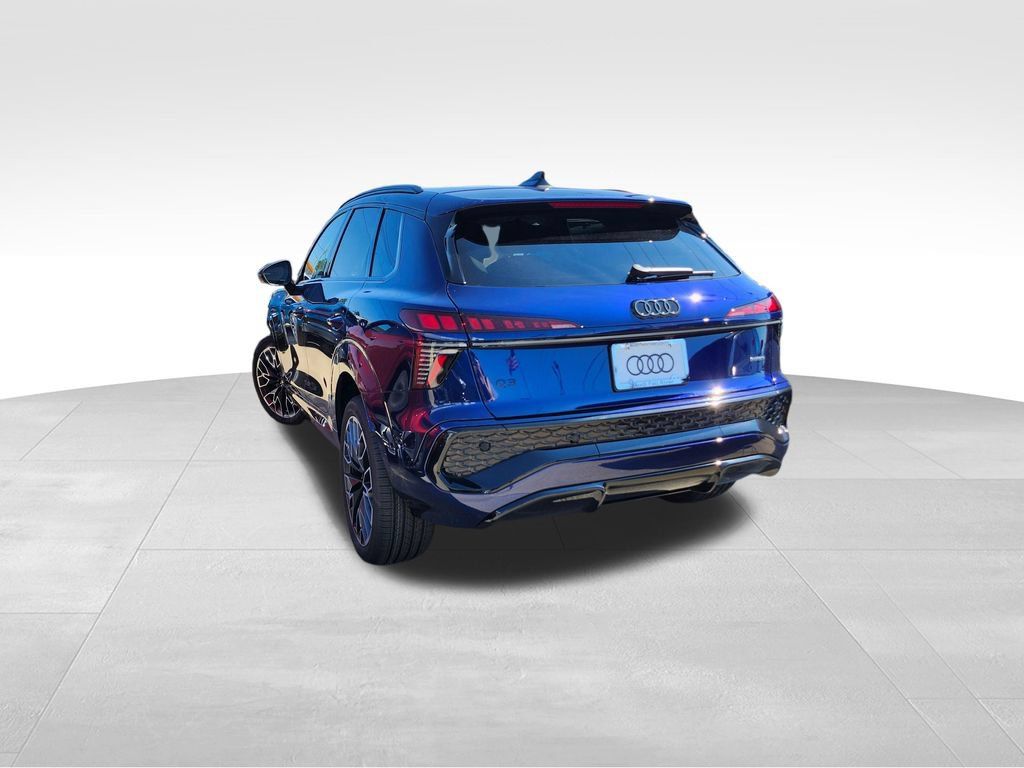 New 2026 Audi Q3 quattro 2.0T AWD/4WD image 4