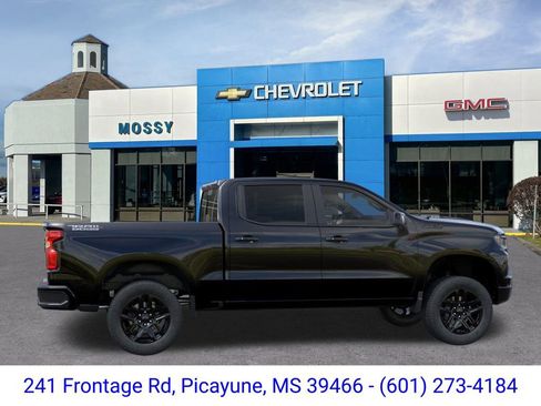 New 2026 Chevrolet Silverado 1500 LT Trail Boss w/ LT Trail Boss Premium Package AWD/4WD image 6