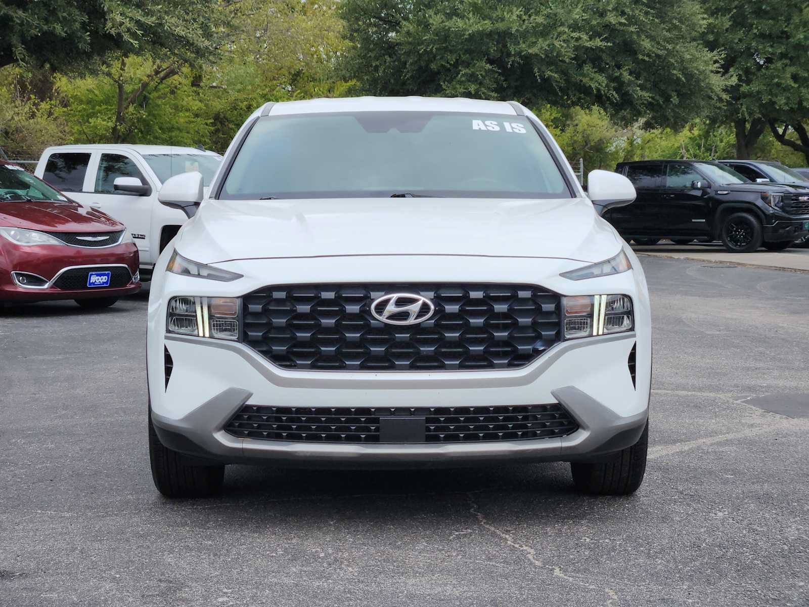 Used 2021 Hyundai Santa Fe SE FWD image 2