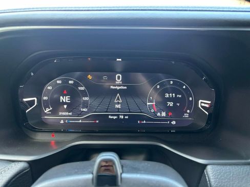 Used 2024 GMC Yukon XL Denali w/ Advanced Technology Package image 38