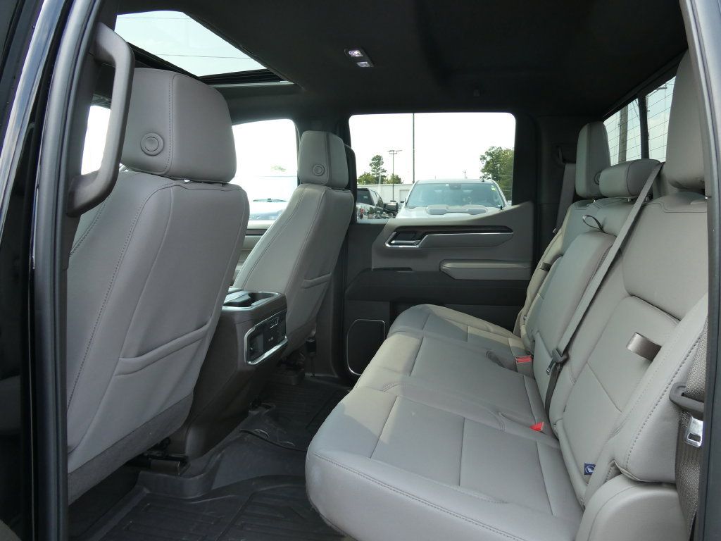 Used 2024 GMC Sierra 1500 SLT w/ SLT Premium Plus Package AWD/4WD image 21
