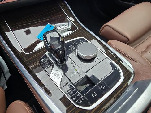 Used 2020 BMW X5 xDrive40i AWD/4WD image 8