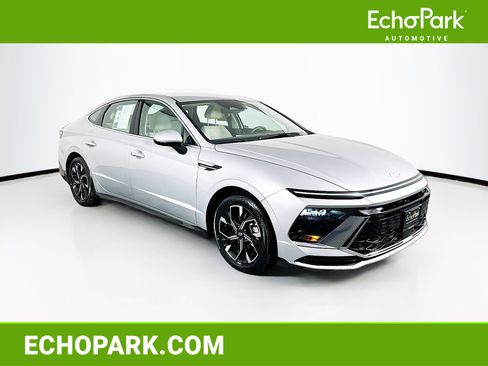 Used 2024 Hyundai Sonata SEL image 1